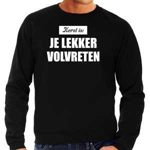 Grote maten kerst is je lekker volvreten foute kersttrui / kerst outfit zwart voor heren